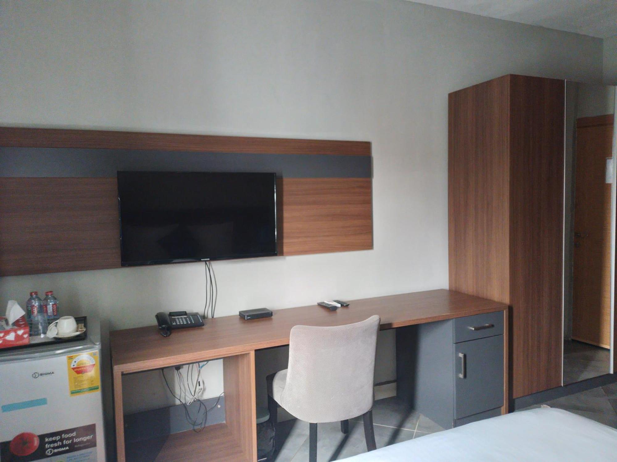 Euro Homes Hotel Akra Dış mekan fotoğraf