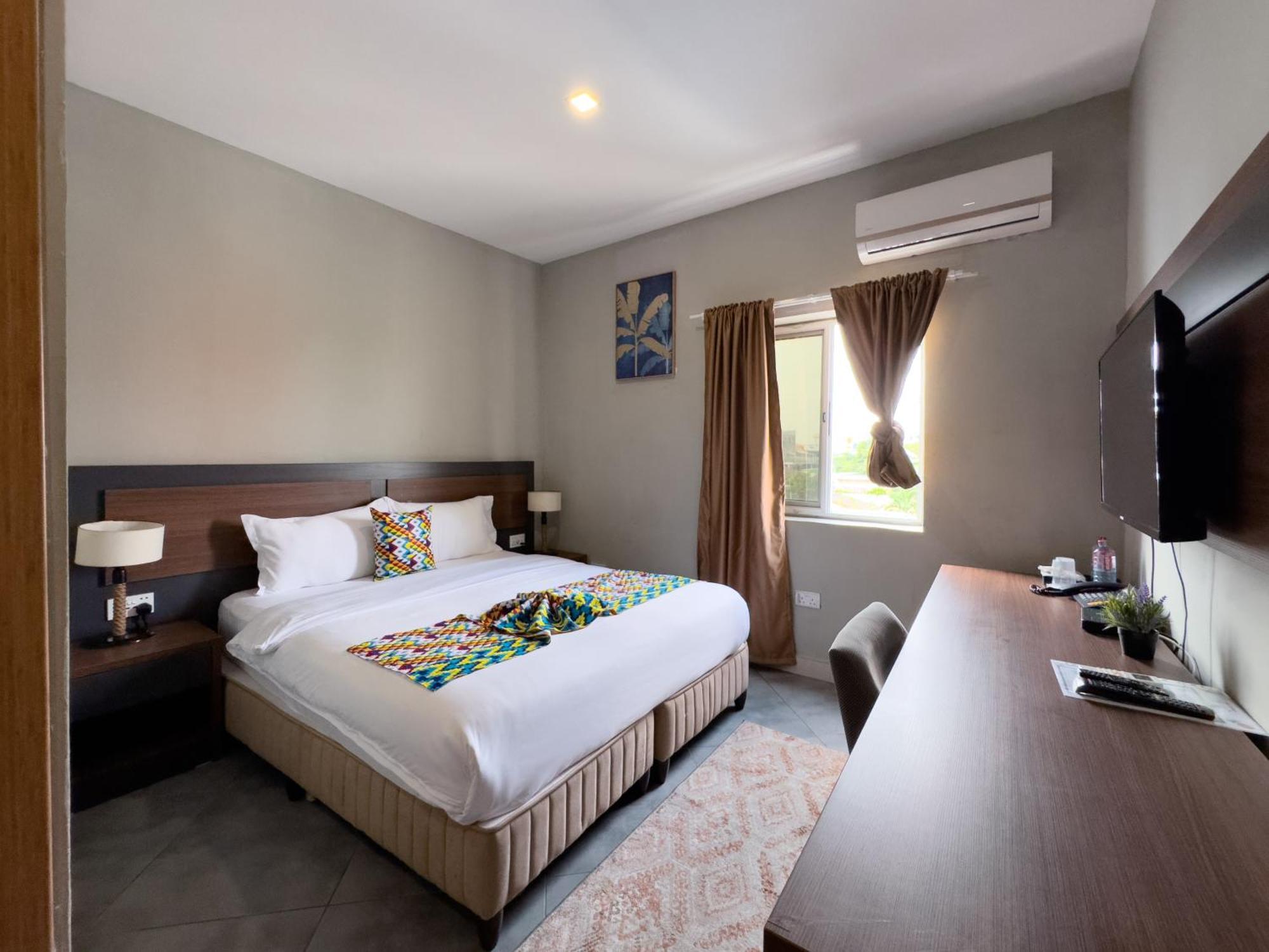 Euro Homes Hotel Akra Dış mekan fotoğraf