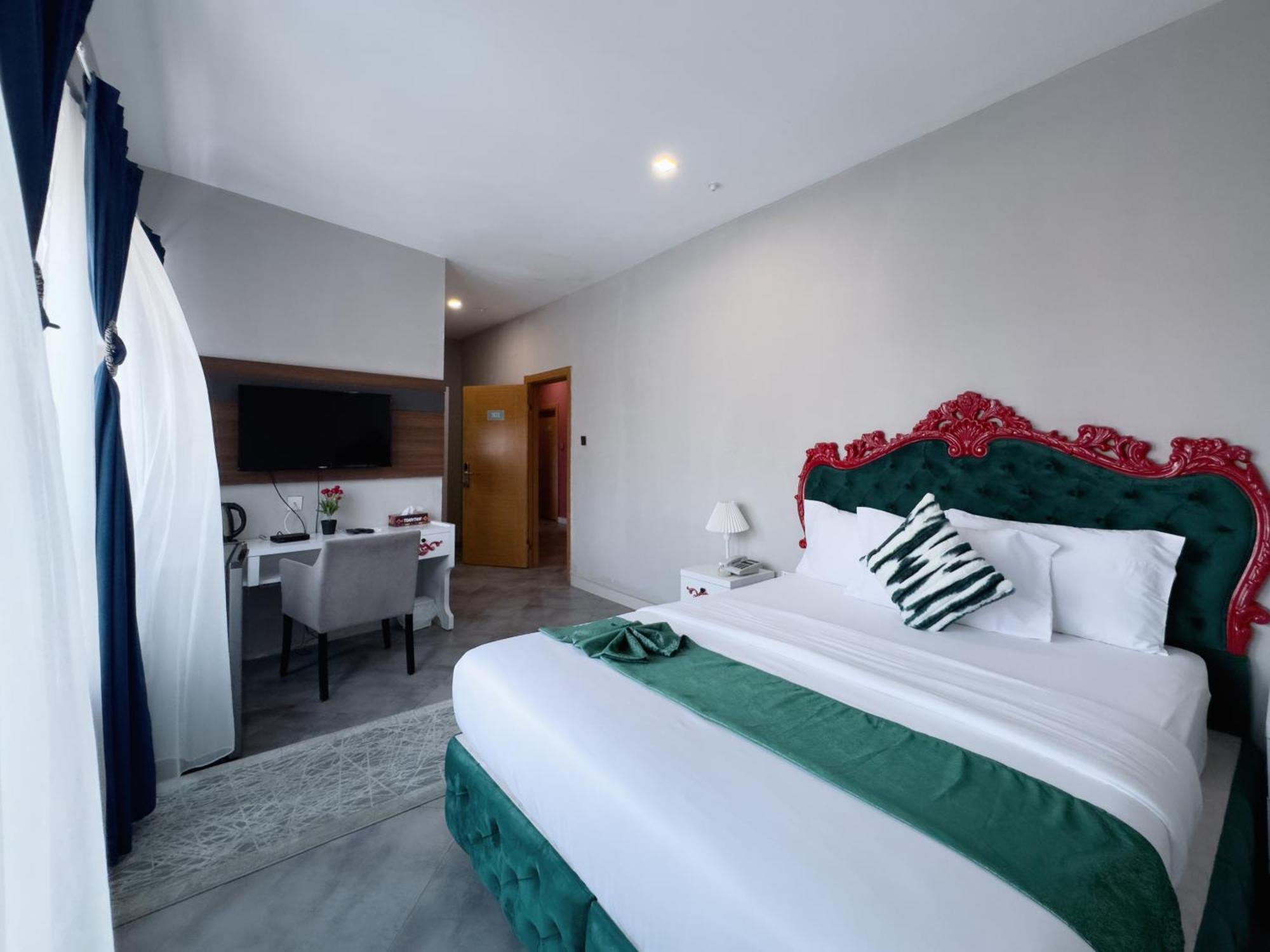 Euro Homes Hotel Akra Dış mekan fotoğraf
