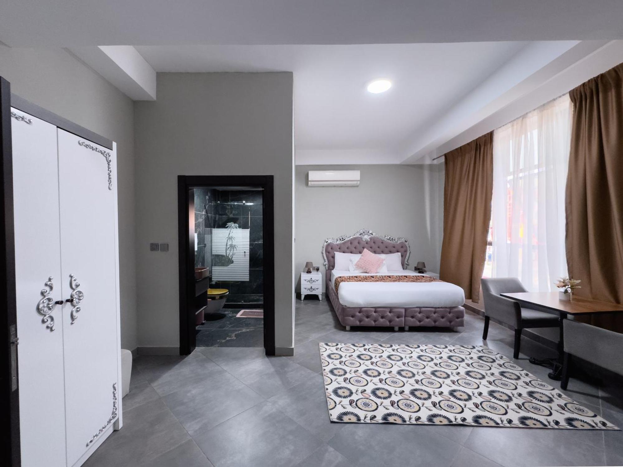 Euro Homes Hotel Akra Dış mekan fotoğraf